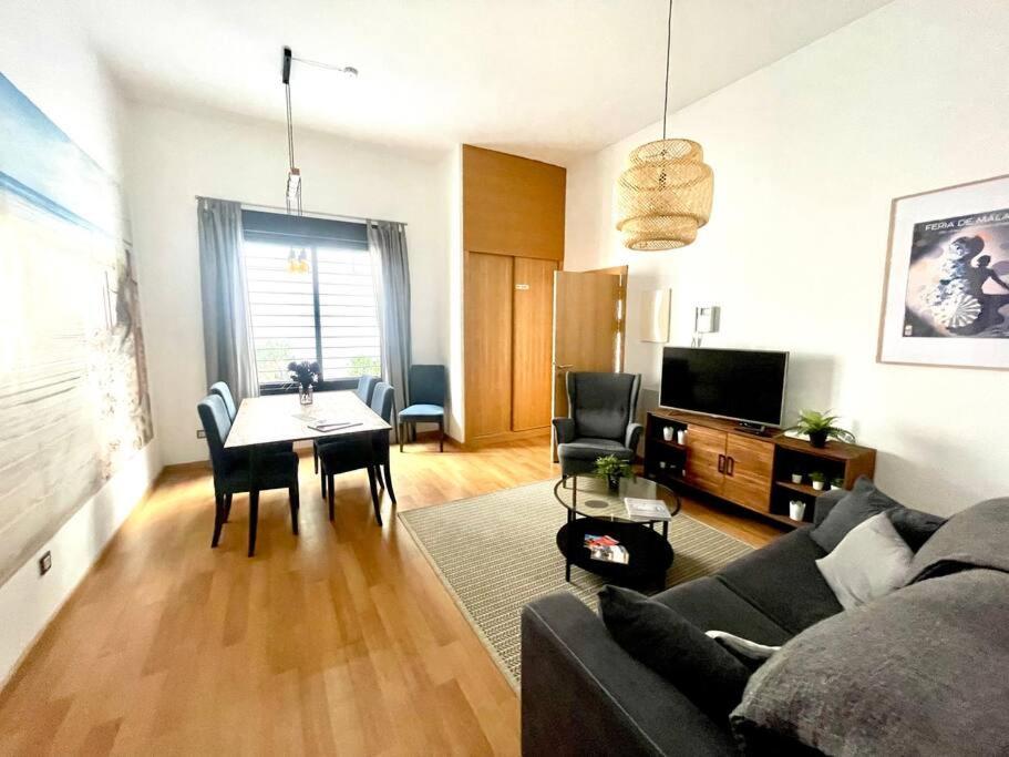 Downtown Jinetes Deluxe With Pool & Free Parking Apartman Málaga Kültér fotó