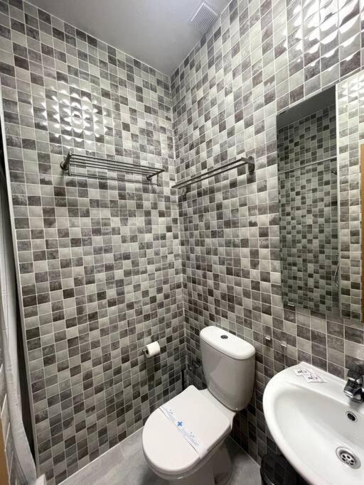 Downtown Jinetes Deluxe With Pool & Free Parking Apartman Málaga Kültér fotó