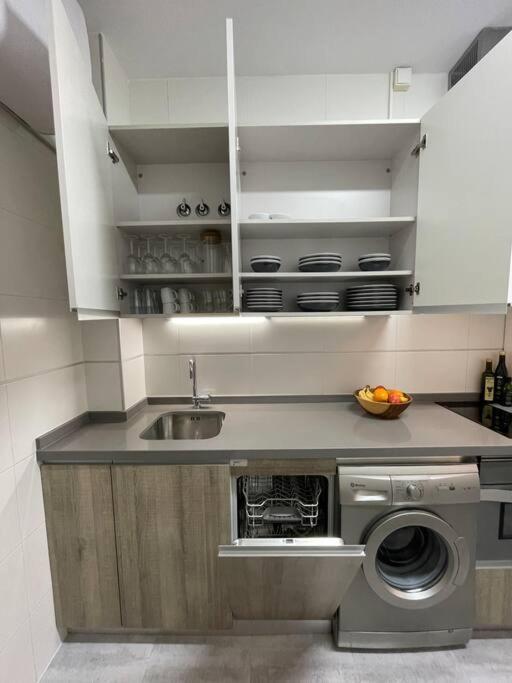 Downtown Jinetes Deluxe With Pool & Free Parking Apartman Málaga Kültér fotó